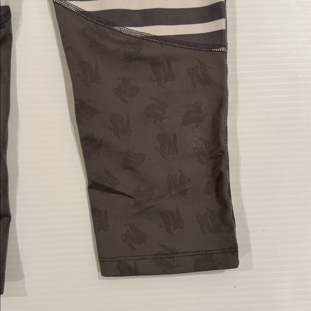Rabbit Capri Striped Tights Womens Size Small - Picture 6 of 7